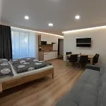 Apartman Lumi *