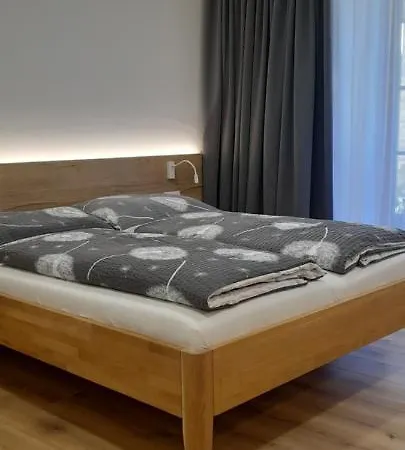 Lumi Вельки-Славков