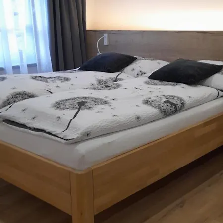 Lumi Вельки-Славков